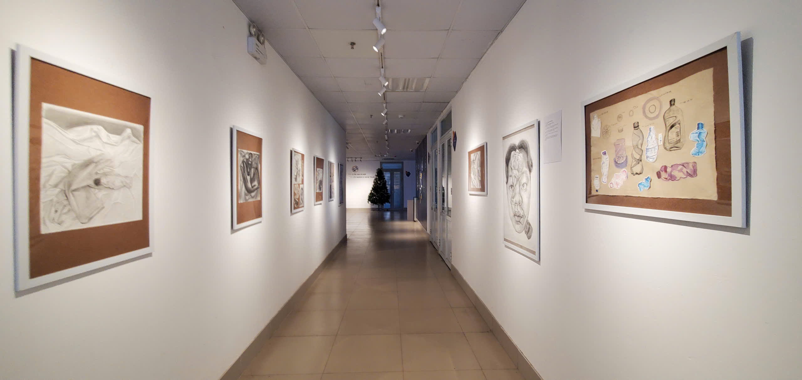 Giảng đường Nghĩa Đô là không gian học và thực hành dành cho khối nghệ thuật - thiết kế, nơi cảm hứng sáng tạo bắt đầu từ việc được làm thật.