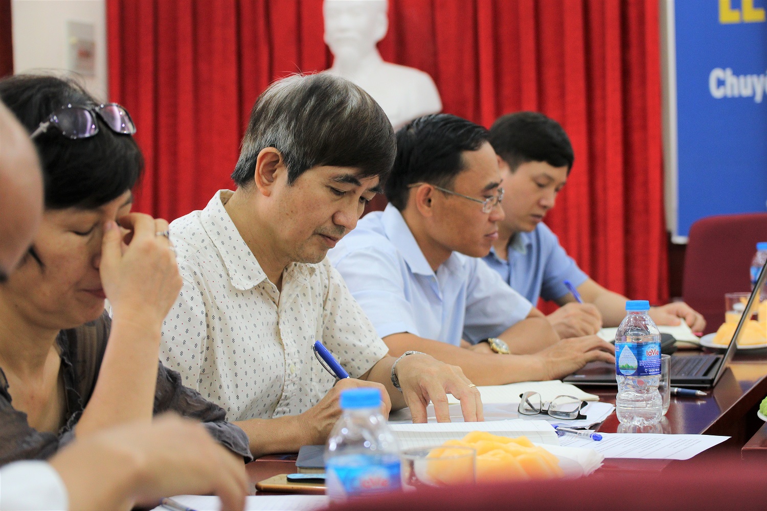 Khoa Các khoa học liên ngành và Viện Tài nguyên và Môi trường : hợp tác trên tinh thần “One VNU”