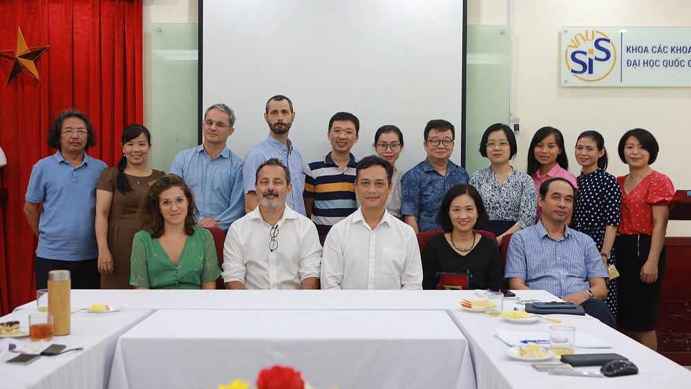 Khoa Các khoa học liên ngành và Viện Nghiên cứu phát triển Pháp tại Việt Nam hợp tác trong đào tạo và nghiên cứu về khoa học bền vững