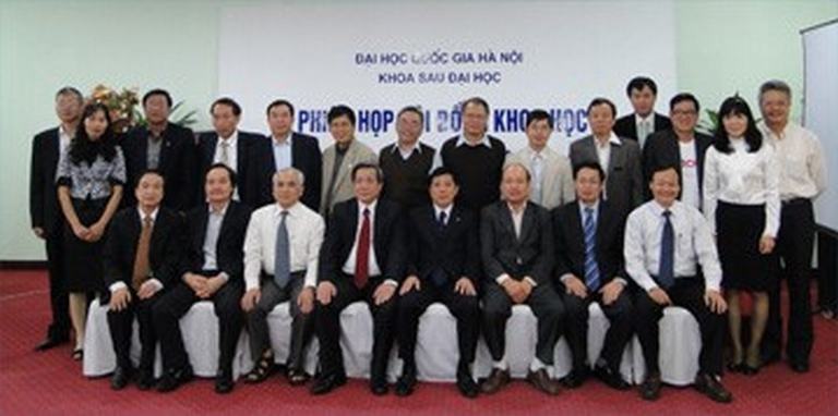Phiên họp Hội đồng Khoa học và Đào tạo mở rộng Khoa Sau đại học