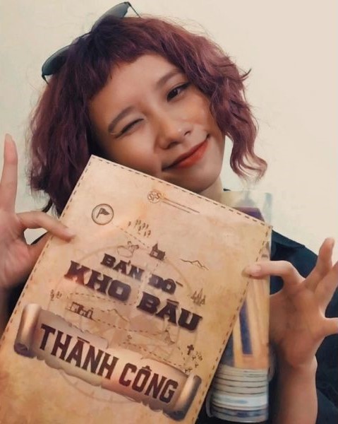 Tân sinh viên hào hứng nhập học với giấy báo là "bản đồ kho báu"