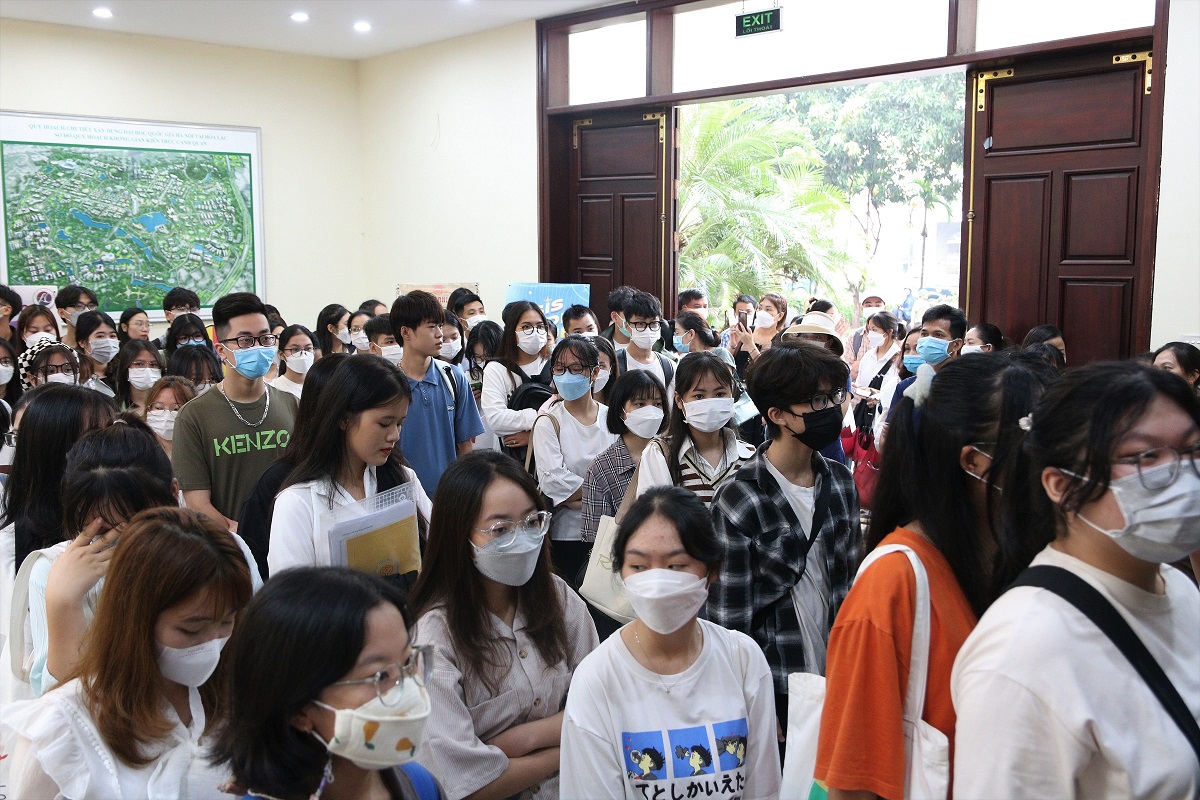 NGÀY HỘI NHẬP HỌC CHO TÂN SINH VIÊN KHÓA QH2022 CỦA KHOA CÁC KHOA HỌC LIÊN NGÀNH - ĐHQGHN