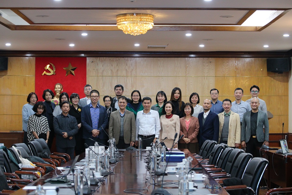 THẨM ĐỊNH CHƯƠNG TRÌNH ĐÀO TẠO CỬ NHÂN THIẾT KẾ SÁNG TẠO