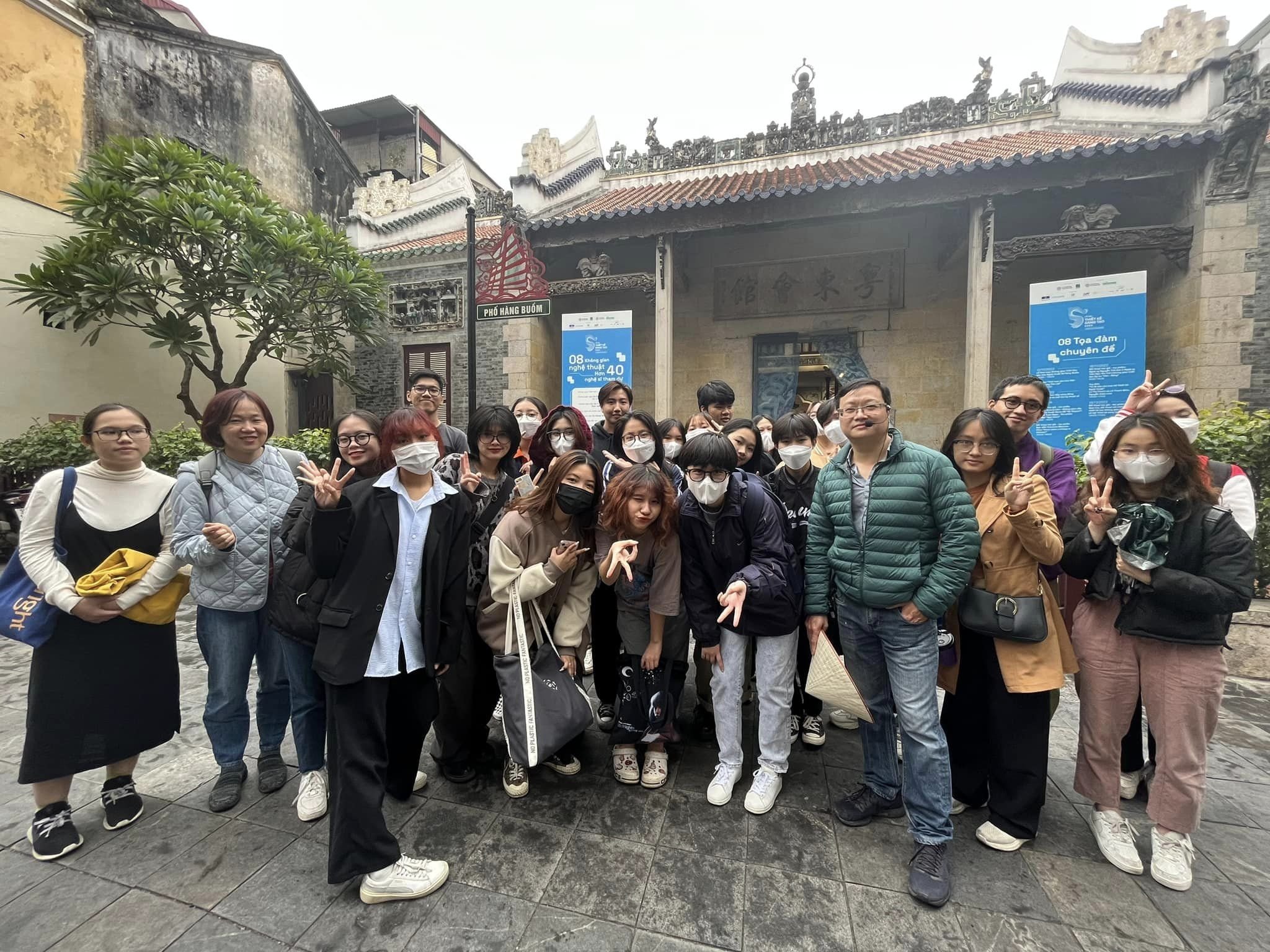 SINH VIÊN LIÊN NGÀNH HỌC THỰC TẾ TẠI 36 PHỐ PHƯỜNG