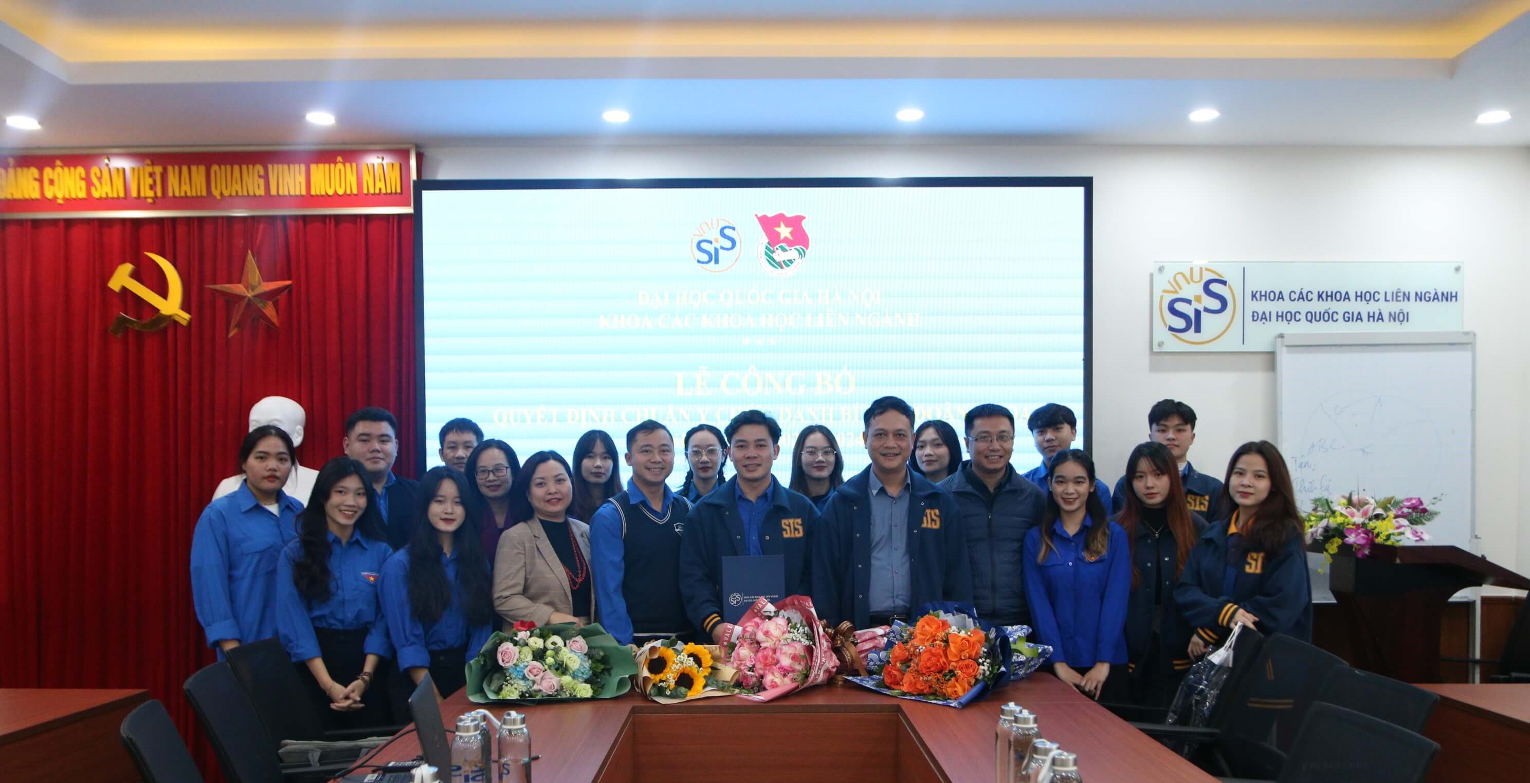 Lễ công bố Quyết định chuẩn Y danh hiệu Bí thư Đoàn Khoa Các khoa học liên ngành