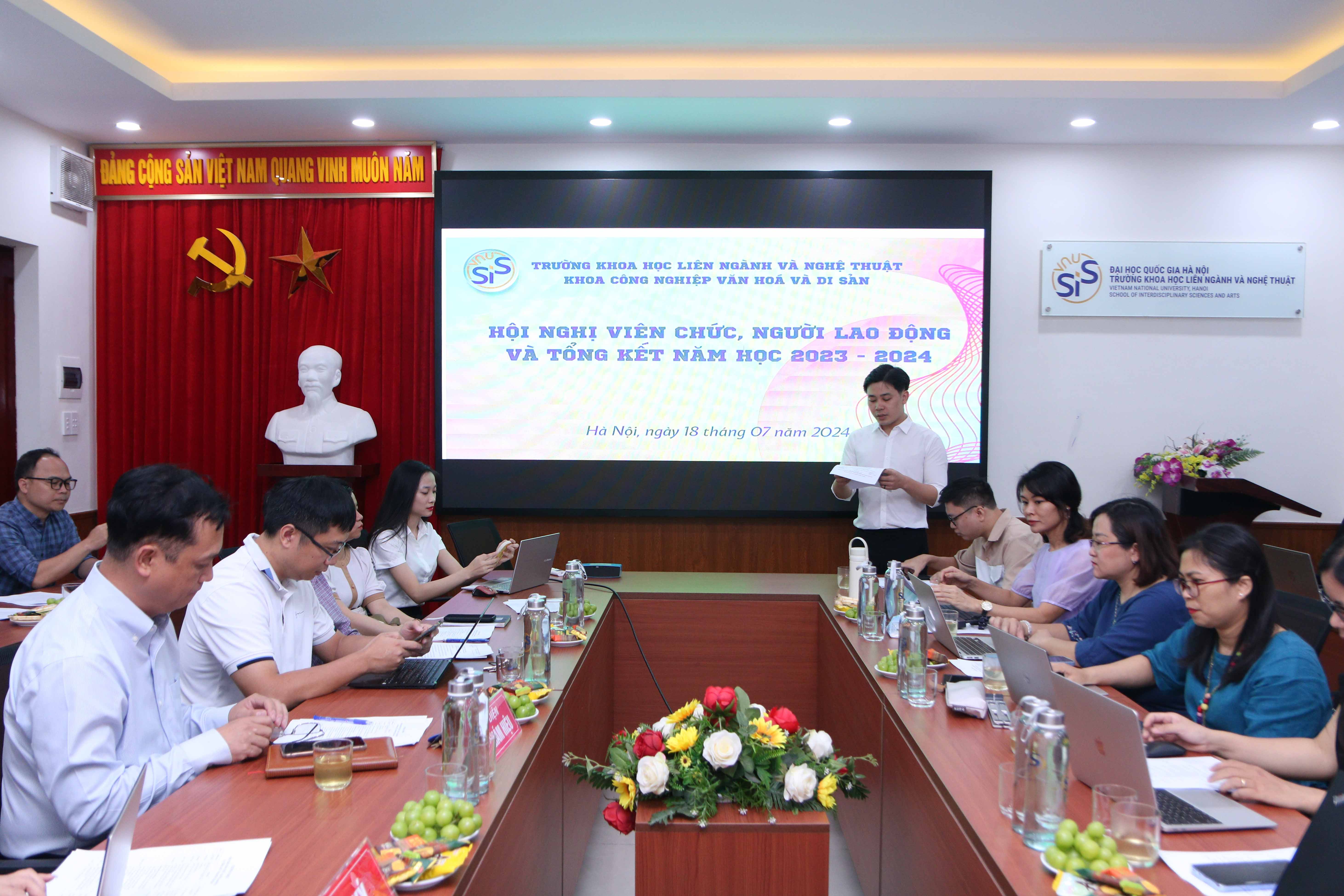 Hội nghị viên chức, người lao động và tổng kết năm học 2023 - 2024  Khoa Công nghiệp văn hoá và Di sản - Trường Khoa học liên ngành  và Nghệ thuật, Đại học Quốc gia Hà Nội