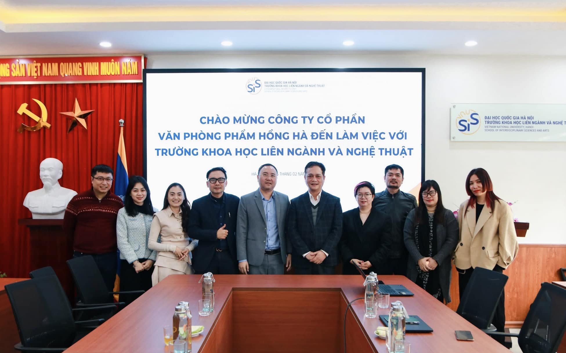 Gặp mặt Công ty Cổ phần Văn phòng phẩm Hồng Hà