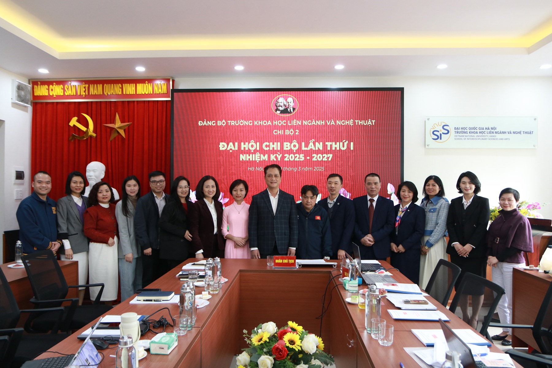 Tổ chức thành công Đại hội chi bộ 2 lần thứ I nhiệm kỳ 2025-2027, hướng đến Đại hội Đảng bộ Trường Khoa học liên ngành và Nghệ thuật lần thứ V nhiệm kỳ 2025-2030