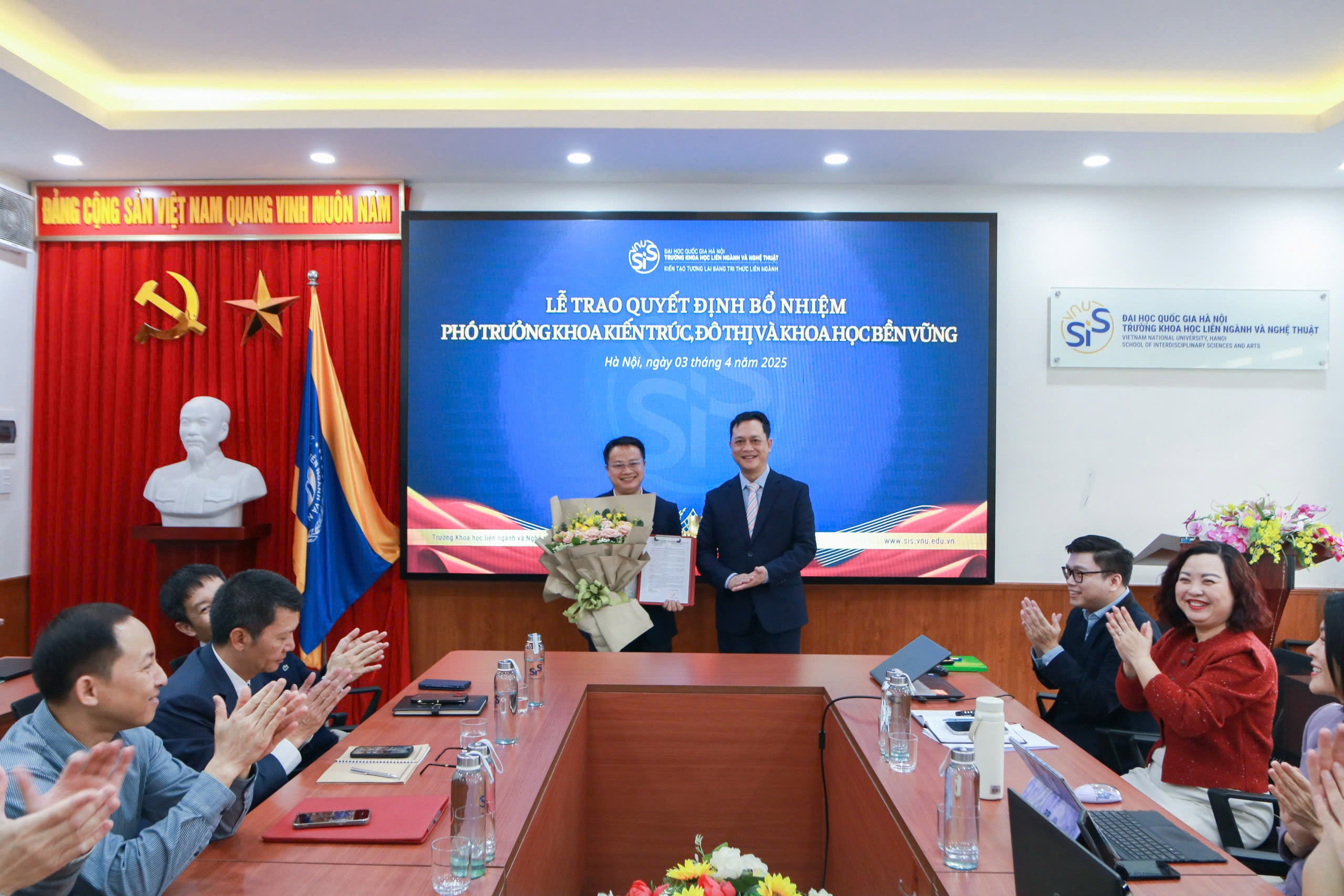 Lễ bổ nhiệm chức danh Phó Trưởng khoa Kiến trúc, Đô thị và Khoa học bền vững