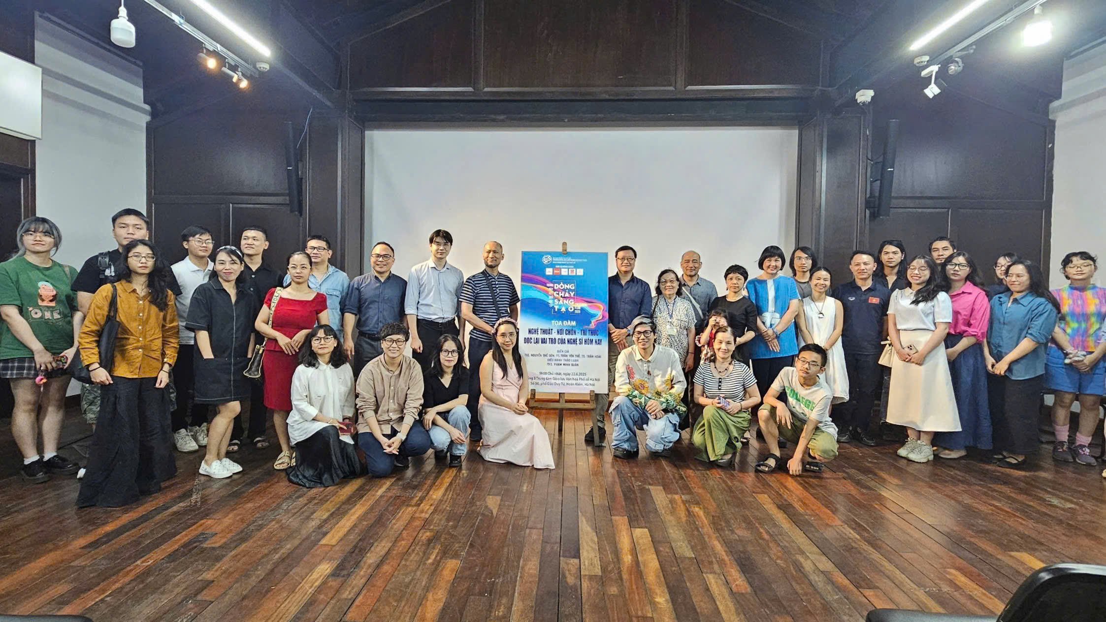 Nghệ thuật trong thời đại vô gia cư văn hóa