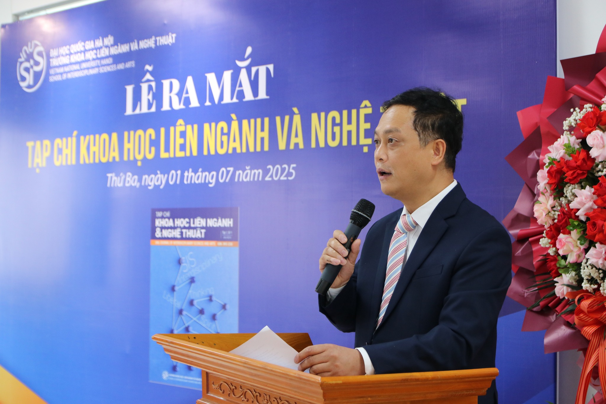 Từ tư duy liên ngành đến đối thoại đa chiều: Khởi đầu một hành trình học thuật mới